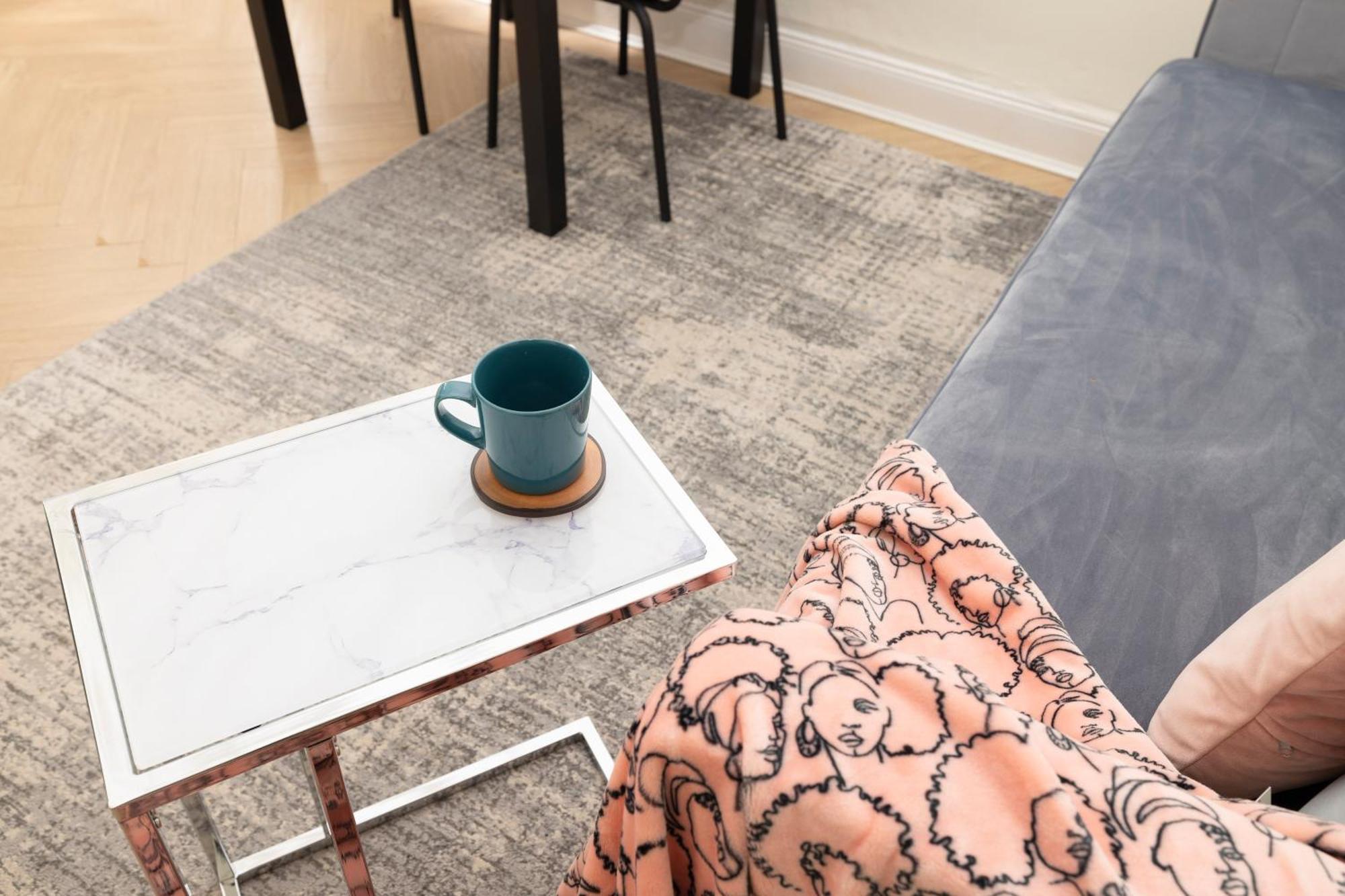 Joivy Modern Flat In City Centre - For Up To 3 Guests Apartment Edinburgh Bagian luar foto